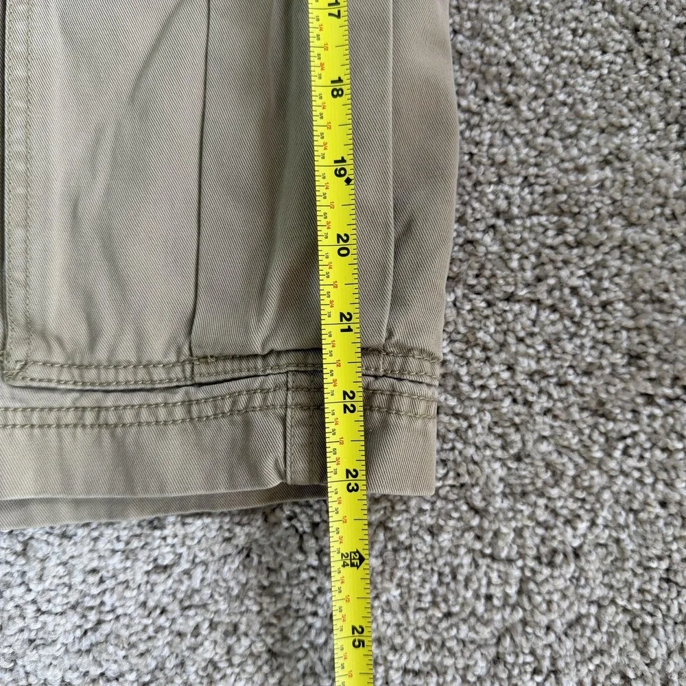 Y2K Levi's Cargo Shorts Mens 34 Beige Cotton Canvas Flat Front Workwear Casual